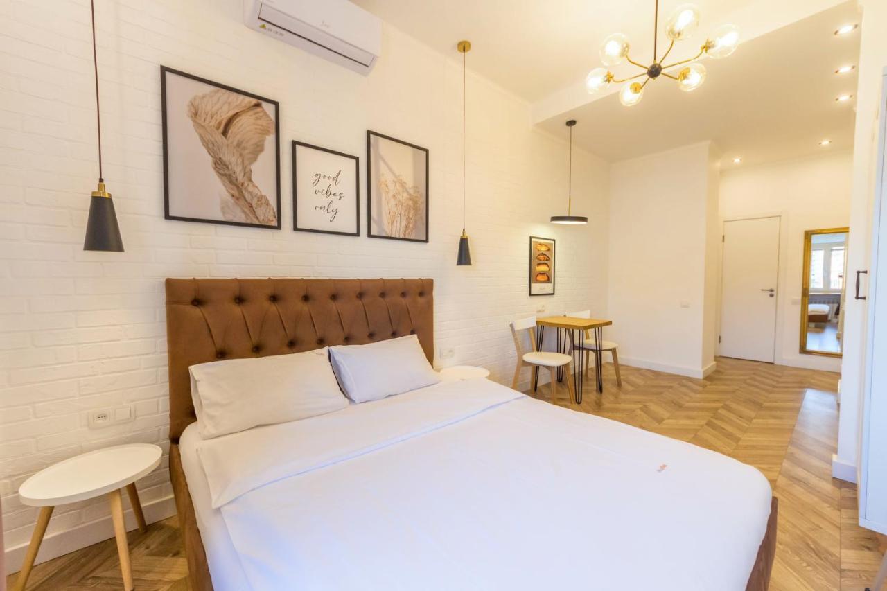 Self Check-In Apartments Kiev Extérieur photo